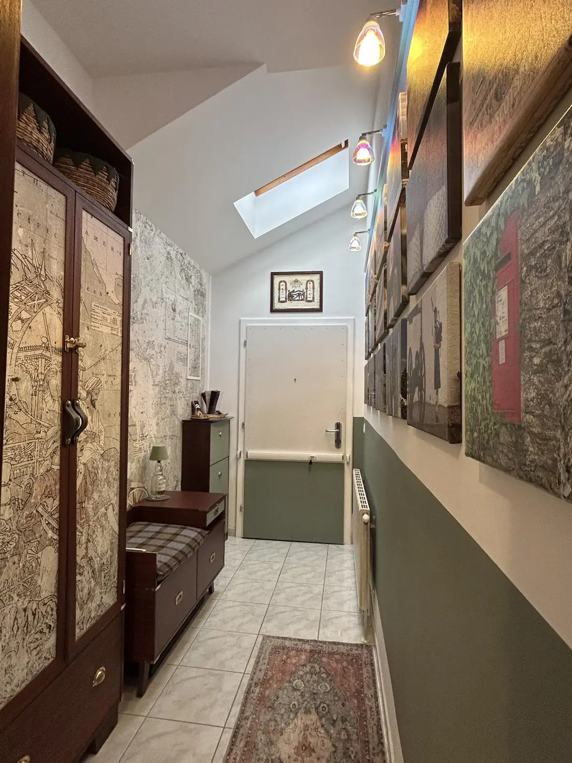 Vorraum Ansicht II-Dachfenster