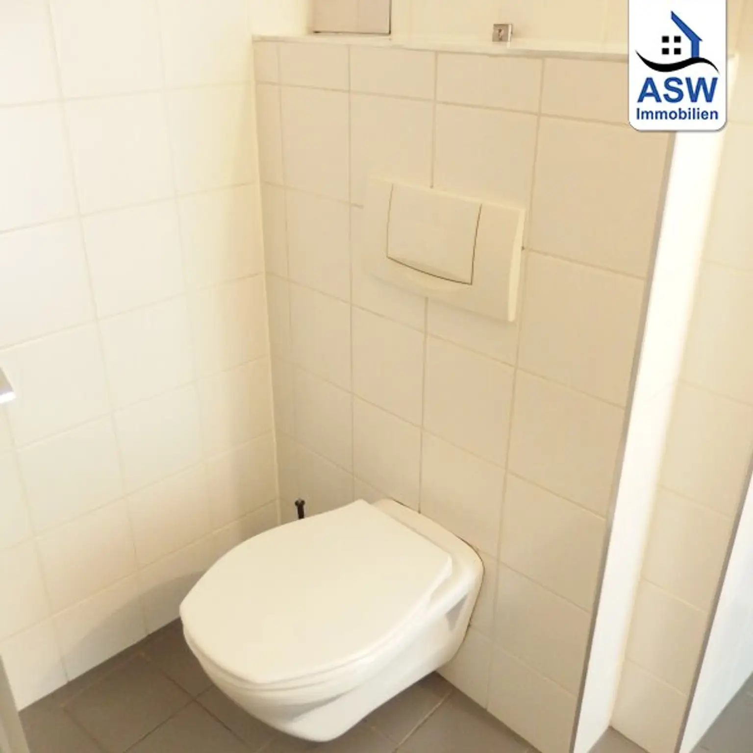 Wunderschöne Garconnière in U-Bahn-Nähe (U4)