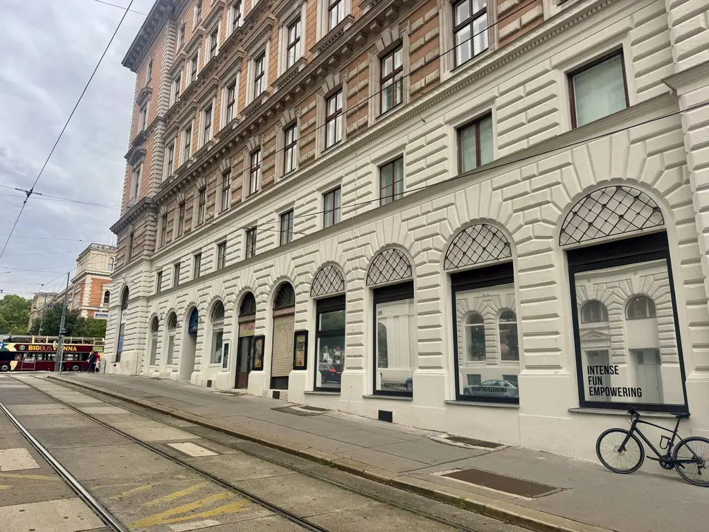 Büro/Praxis mit EG-Zugang