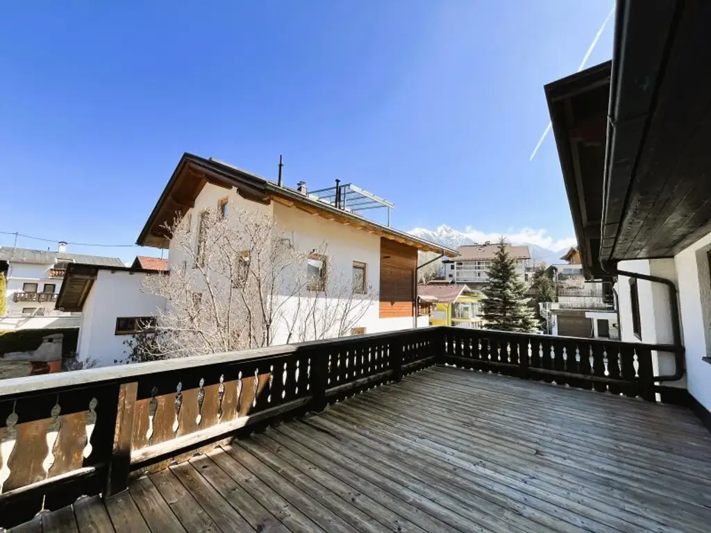 WOHNTRAUM: 113m² große 5-Zimmerwohnung mit KAMINOFEN und Terrasse fußläufig zum Skigebiet ab sofort kaufen!