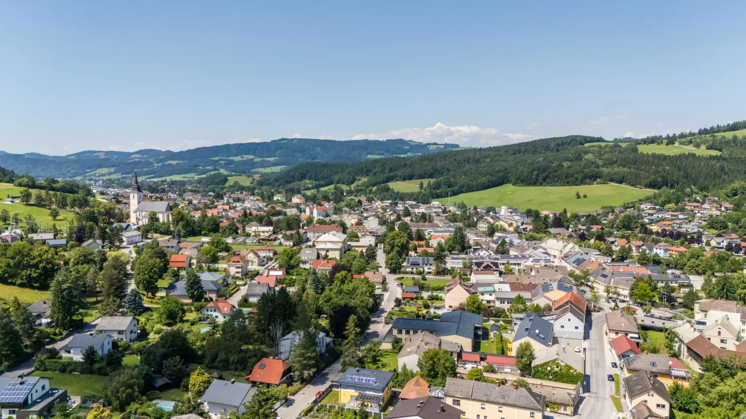"Ein-/Zweifamilienhaus in ruhiger Lage – mit Sauna & Kachelofen!"
