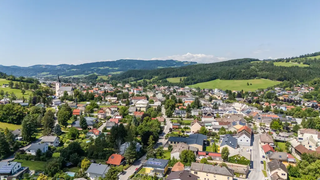 "Ein-/Zweifamilienhaus in ruhiger Lage – mit Sauna & Kachelofen!"