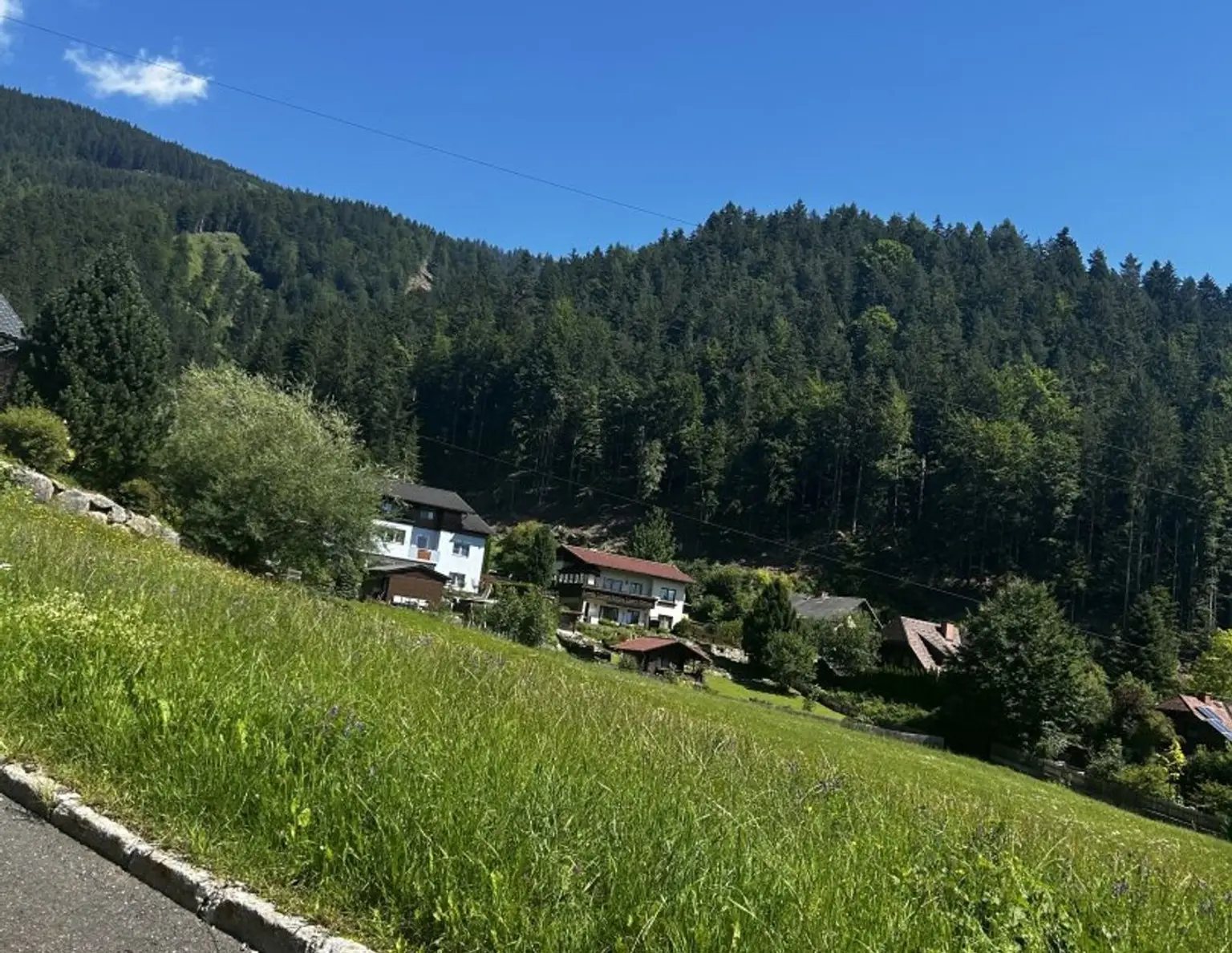 Baugrundstück in sonniger, ruhiger Lage mit Blick auf die Berge und Stadt Liezen! ZWEITWOHNSITZFÄHIG!