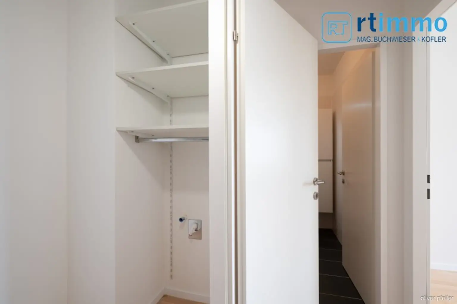 NEUSANIERTE 3 ZIMMER WOHNUNG IM ZENTRUM MÖDLINGS BEI DER FUSSGÄNGERZONE