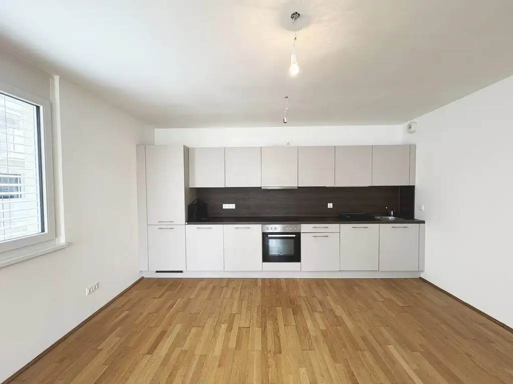 Q11 Leben in Simmering - 
Lichtdurchflutete Balkonwohnung mit 4 Zimmern und Deckenkühlung!