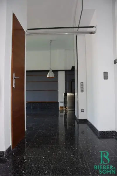 Vorraum/Blick Wohnraum