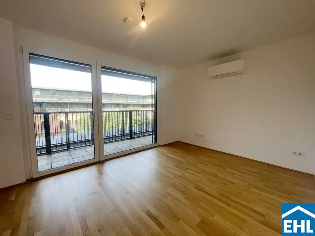 Dachgeschoß-Maisonette mit mehreren Freiflächen im Arsenal