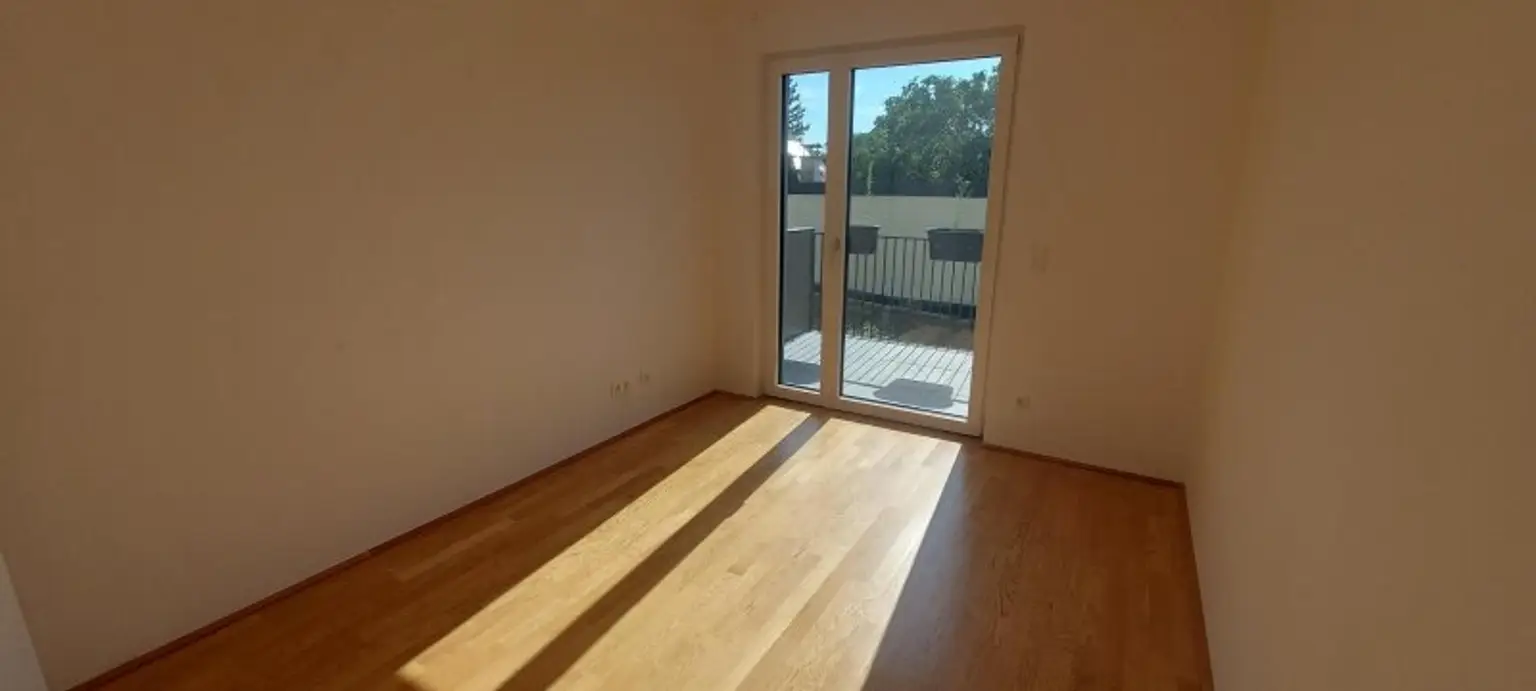 3-Zimmer-Wohnung mit 2 Balkonen und Tiefgaragenstellplatz (Top 8)