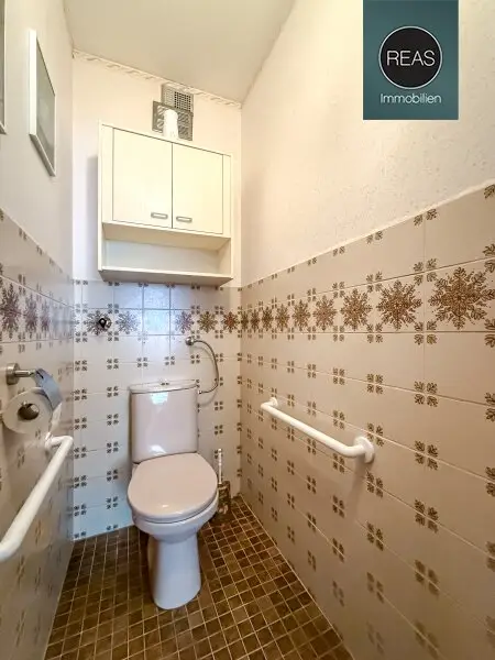 Gepflegte Wohnung mit Loggia in St. Valentin! Zentrumslage!