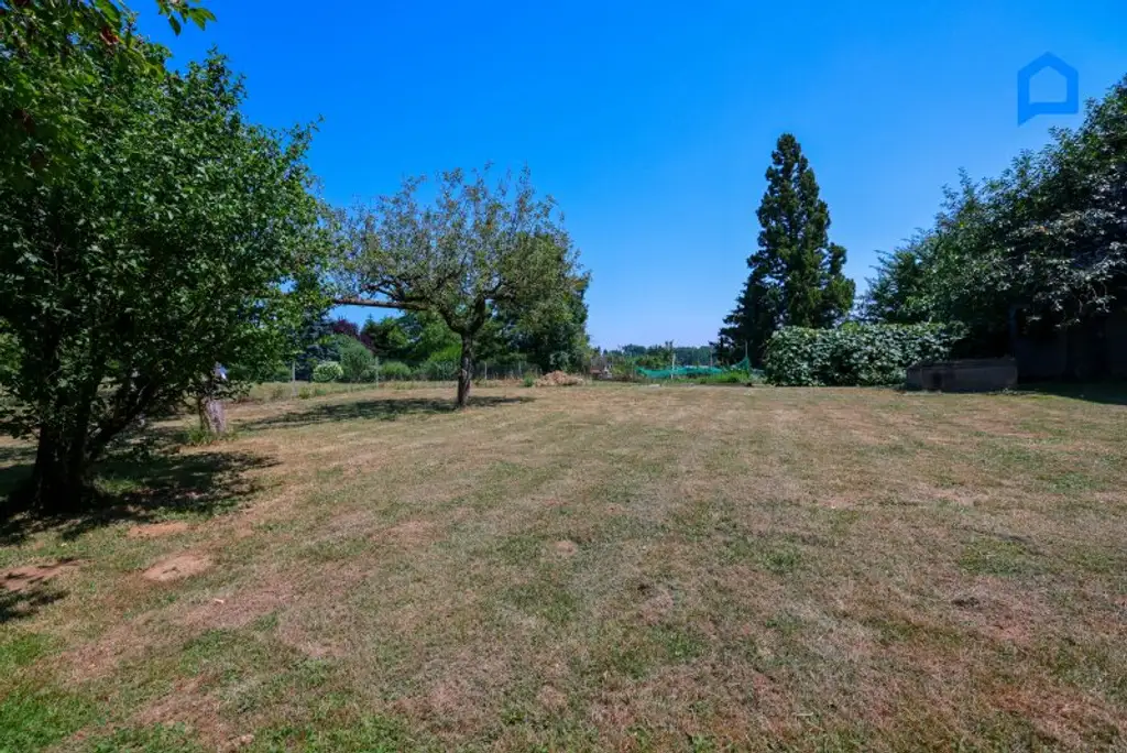 Zentrumsnähe mit Grünruhelage – Baugrundstück mit Entwicklungspotenzial - 1540m² - für Bauträger- Familien - Investoren