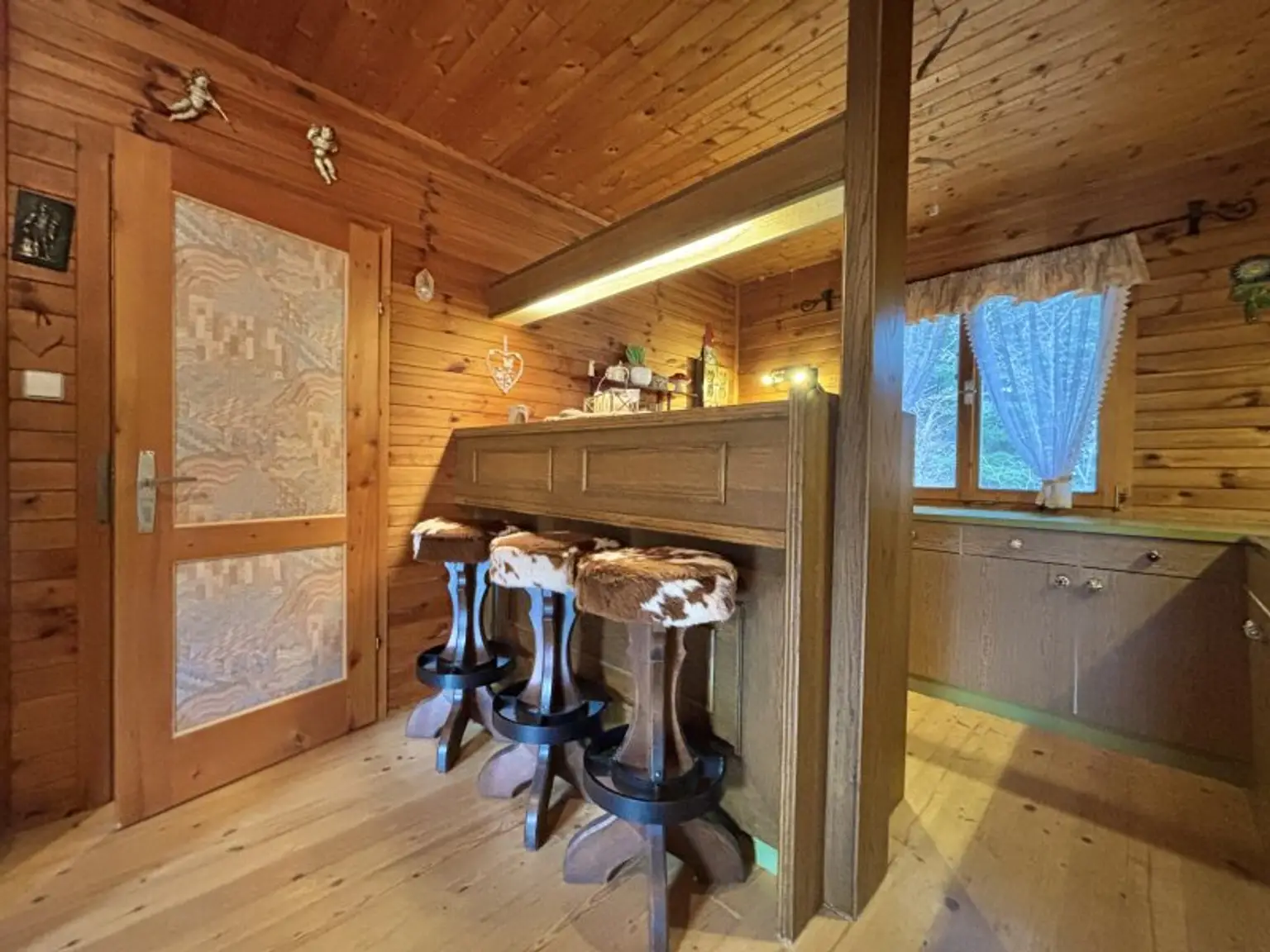 Berghütte am Fuße des Skilifts | Wandern im Sommer, Skifahren im Winter | Zirbenholz-Ausstattung | Kaminofen