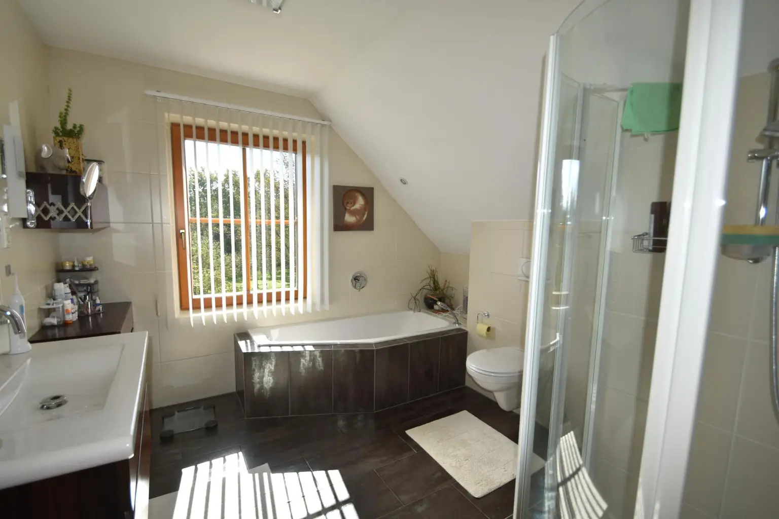 Wohnhaus mit Wintergarten, schönem Garten und Pool im Mostviertel