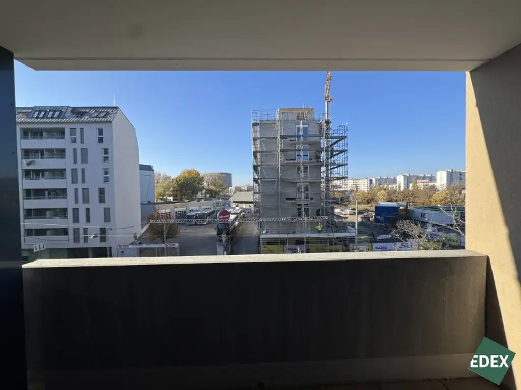 2-Zimmer-Wohnung mit Loggia und Einbauküche – perfekt für Singles & Jungpaare