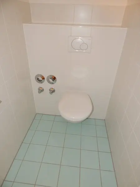 "PROVISIONSFREI" Helle und ruhige 3 Zimmer Terrassenwohnung mit Tiefgaragenplatz