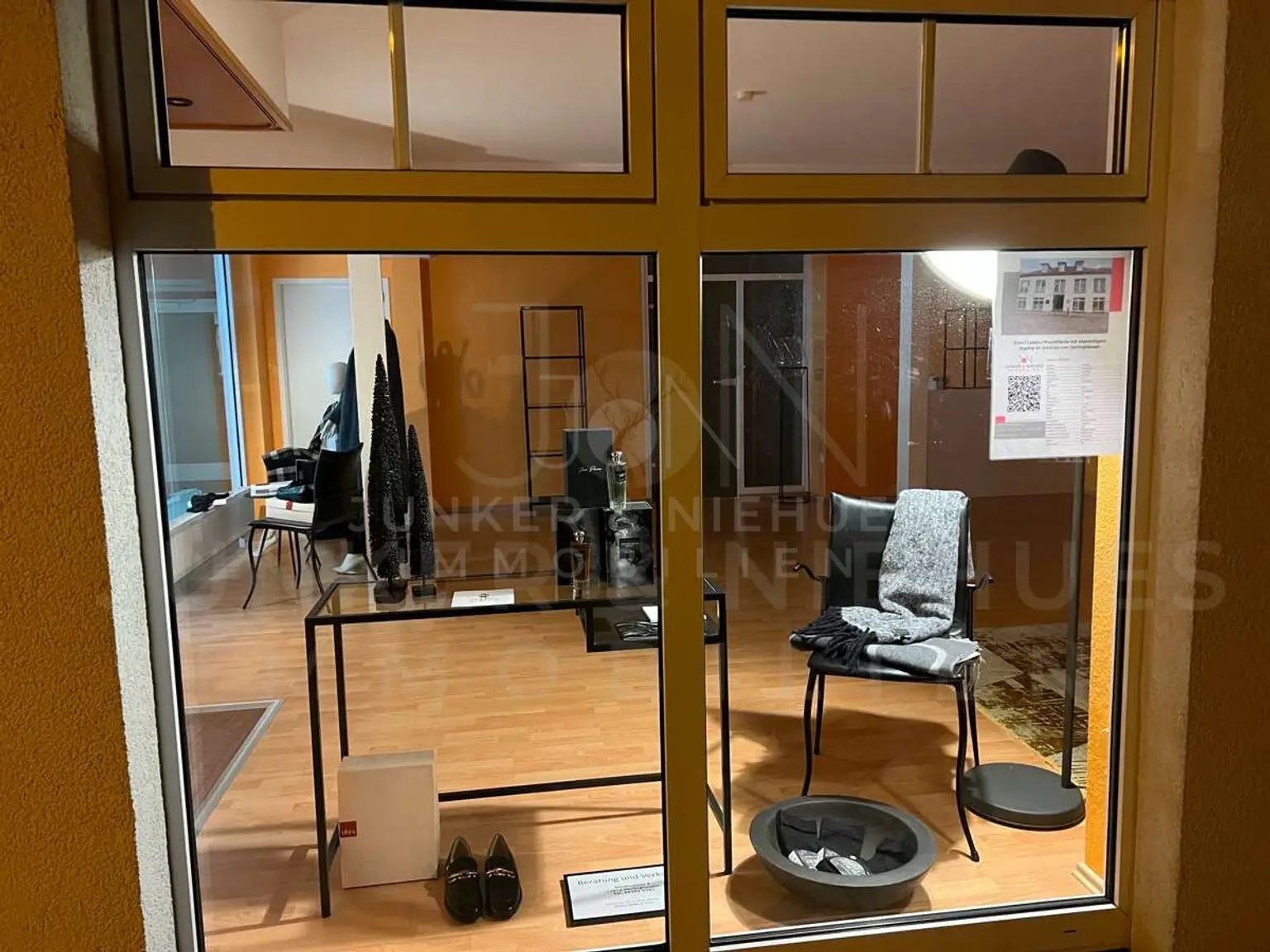 Blick in das Schaufenster
