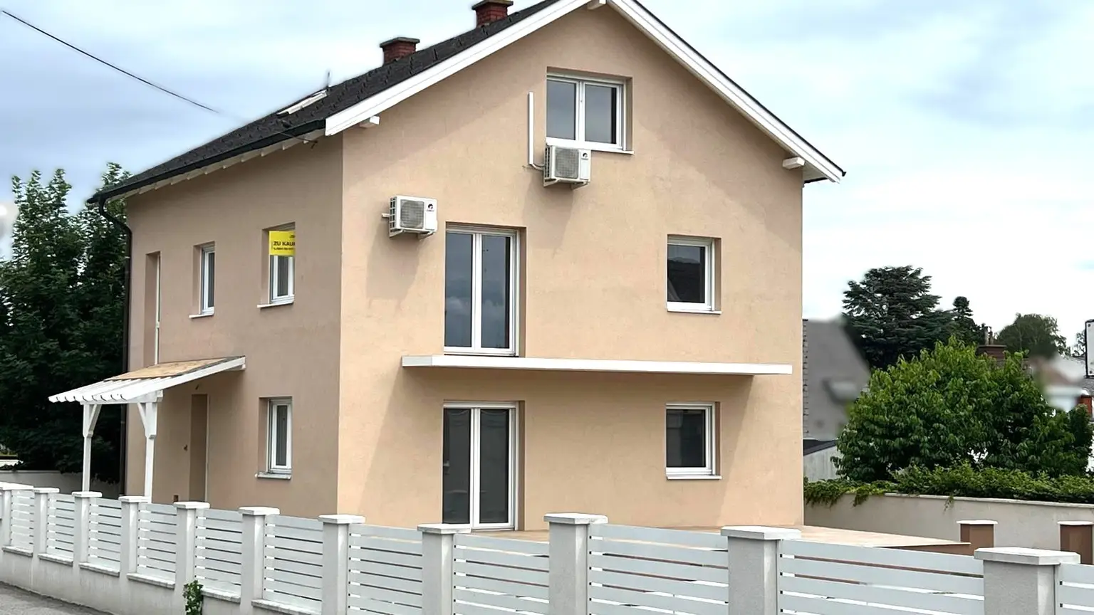 Front -Gartenblick