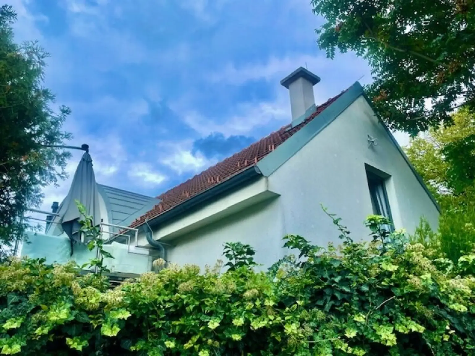 EIGENTUMSWOHNUNG mit herrliche TERRASSE & Garten- ELEGANTE 2-Zimmer-Wohnung in Top Lage von STAMMERSDORF!