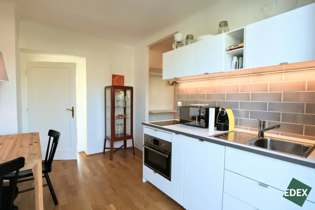 2-Zimmer-Wohnung mit zwei Balkonen in zentraler Ruhelage von Hietzing