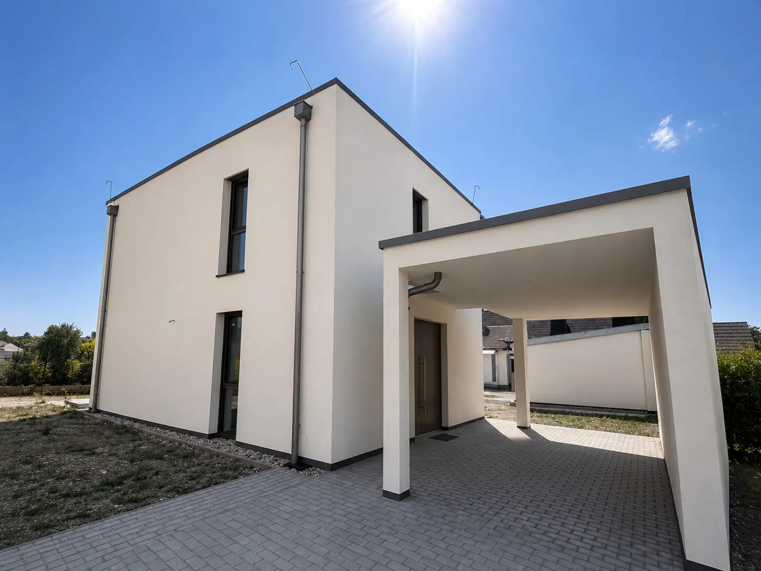 Haus + Carport