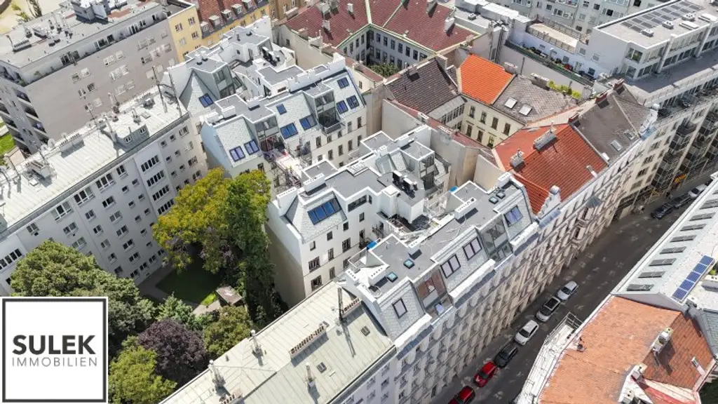 lichtdurchflutete und hochwertig ausgestattete Single-DG-Maisonette in der Czerningasse