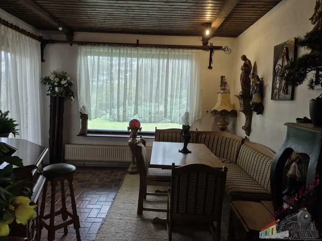 Entzückendes Landhaus in Helmahof Ruhelage auf großem Grundstück