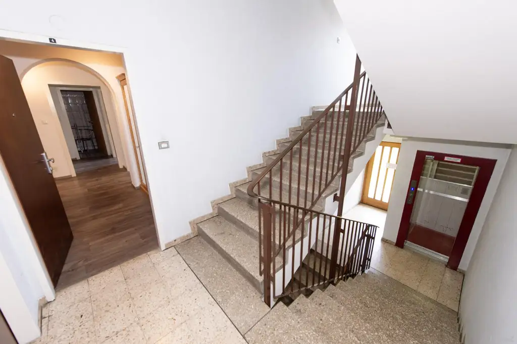 Einfach sensationell! Eigentumswohnung mit 2 Loggien & Tiefgarage im Wert von € 25.000.- inklusive!