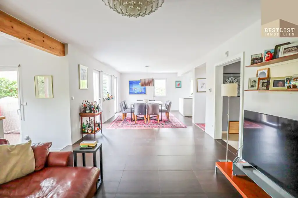 Großzügiges Wohnen mit Stil – Top gepflegtes Einfamilienhaus mit Charme