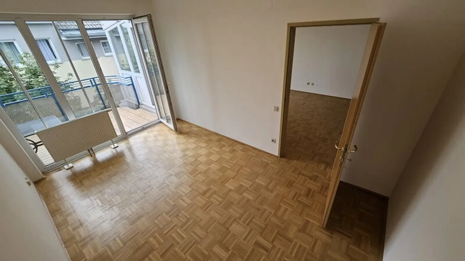 * 3 Zimmer * Wiener Stadtgrenze * Balkon/Loggia * KFZ Garagenplatz *