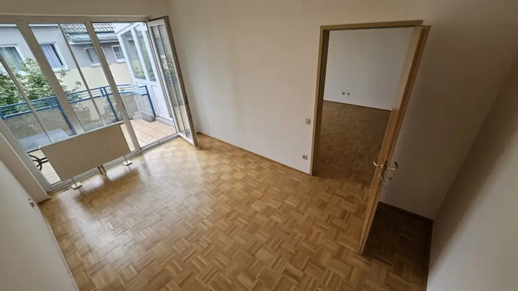 * 3 Zimmer * Wiener Stadtgrenze * Balkon/Loggia * KFZ Garagenplatz *