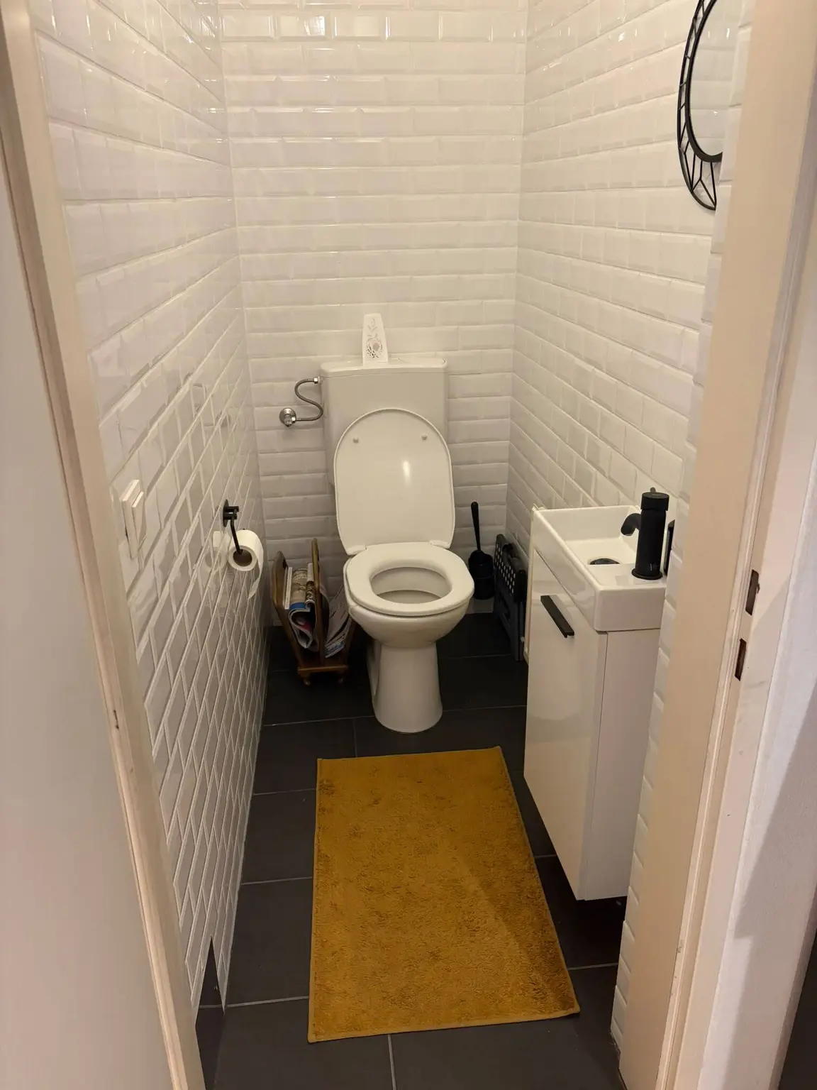 Schöne Wohnung mit 4 Zimmer + großer Terrasse!