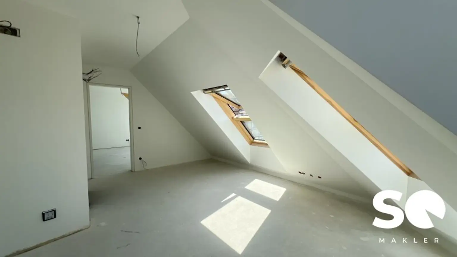 # SQ - EXKLUSIVE DACHGESCHOSSWOHNUNG IN 1030 WIEN - SEIDLGASSE - 2 ZIMMER und TERRASSE - TOP 15