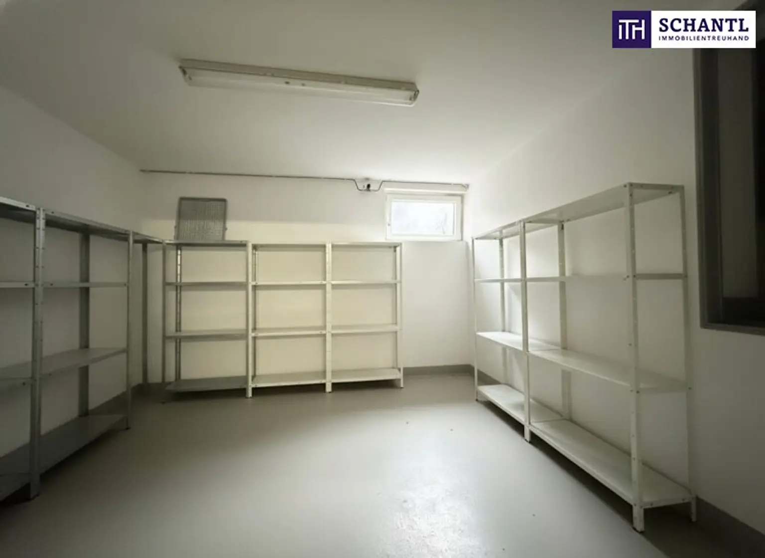 SONNENLAGE - Neuwertiges ca. 160m2 großes Traumhaus mit idyllischem Garten + Terrasse, 2 Garagen & Top-Ausstattung in Ruhelage