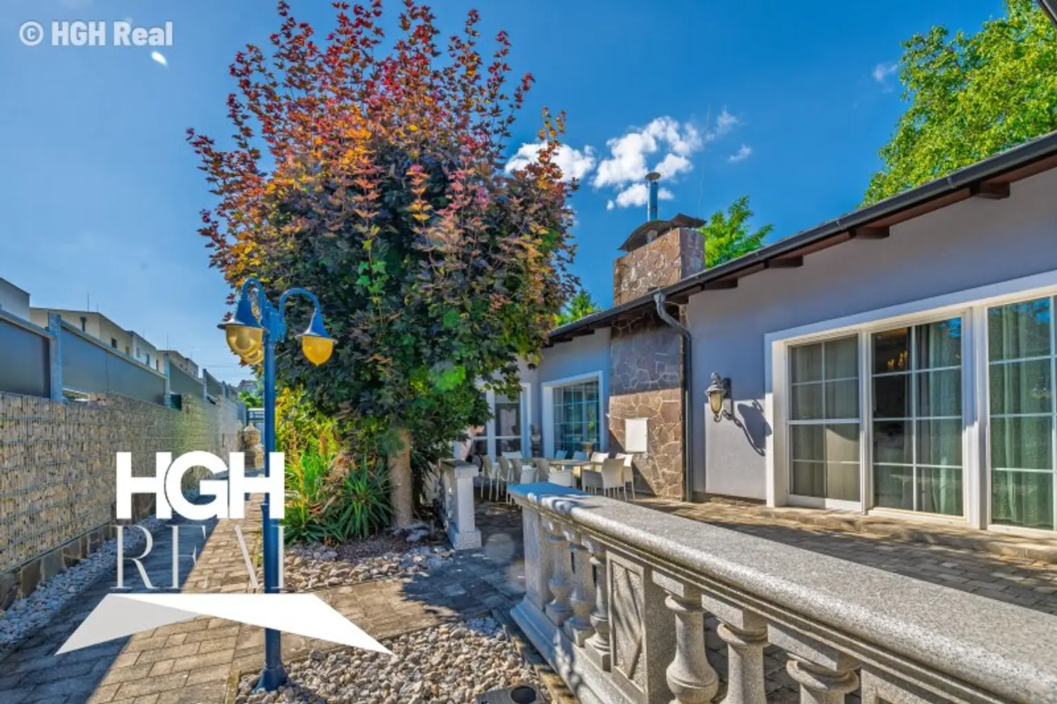 2405 Bad Deutsch-Altenburg Stilvoll wohnen - modernisiertes Einfamilienhaus im Bungalow-Stil inkl. Fitness- und Wellnessbereich