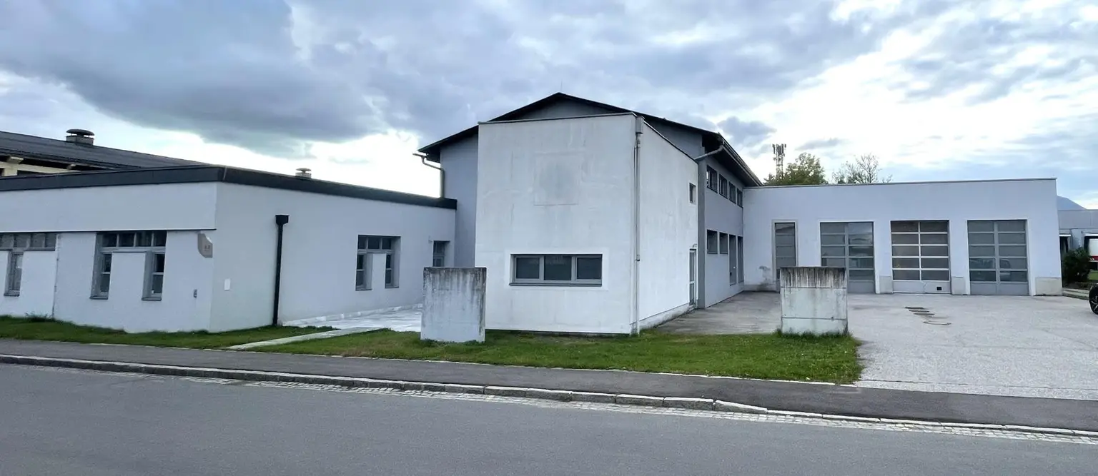 Gewerbeliegenschaft, Hallen-Büroflächen, Villach
