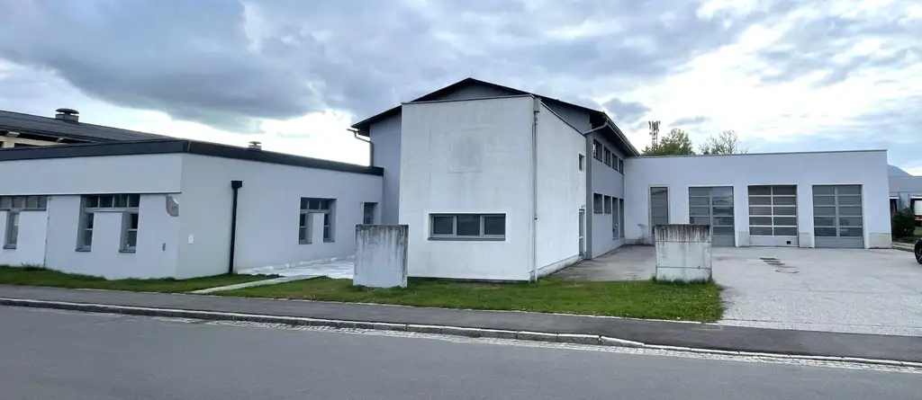 Gewerbeliegenschaft, Hallen-Büroflächen, Villach