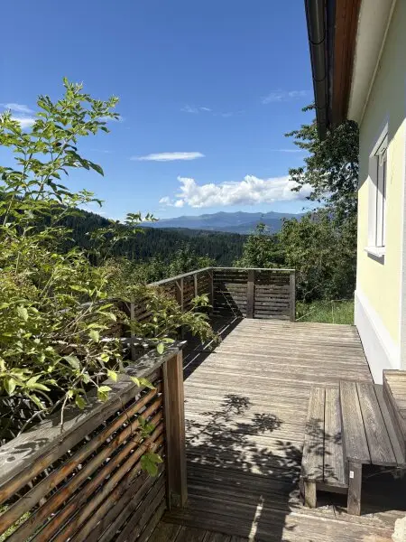 10 ha Pferde-/Bauernhof mit Panoramalage