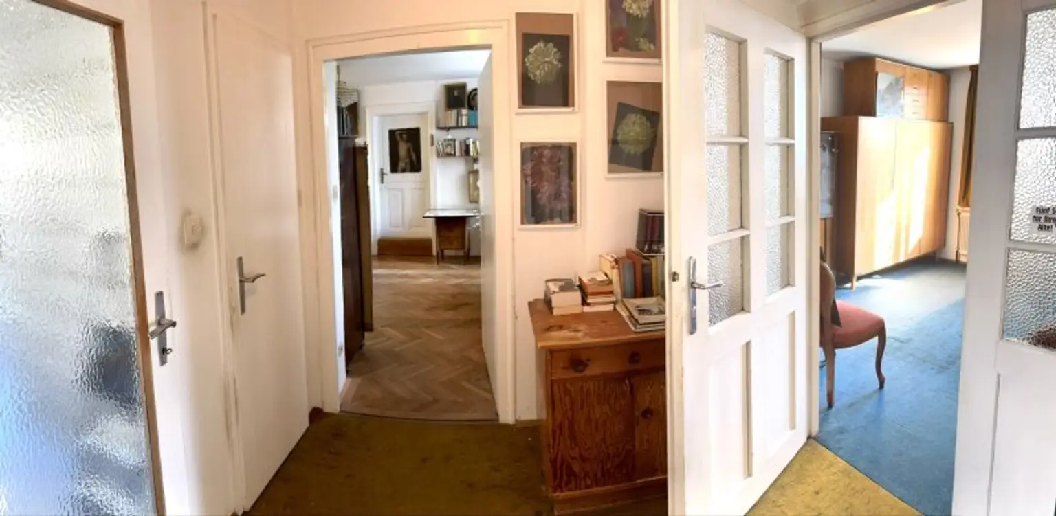 Einfamilienhaus mit historischem Hintergrund im Martinsviertel - unverbaubarer Panorama-Fernblick