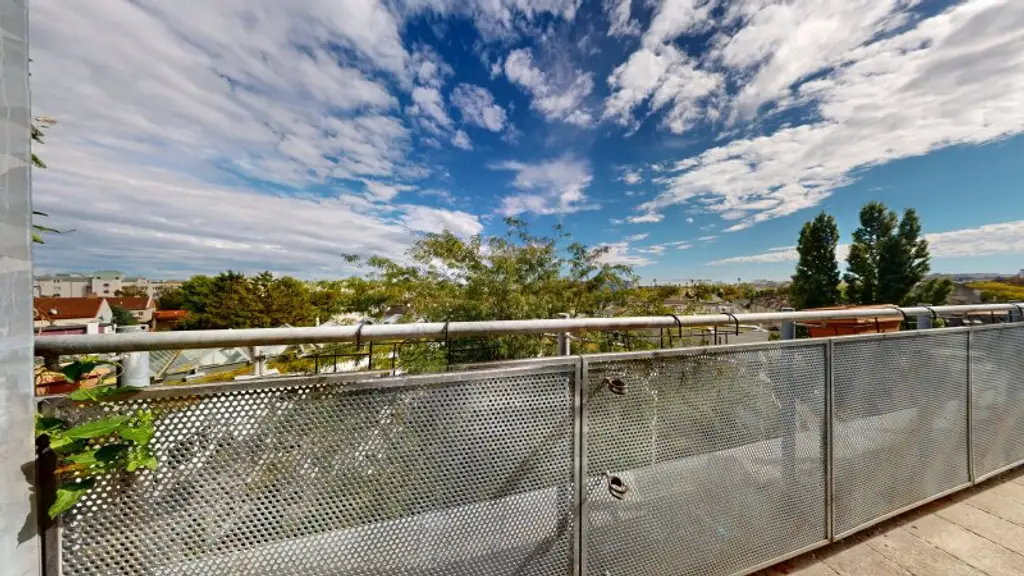Terrasse mit Fernblick | zentral begehbar | Garage | Top-Anbindung
