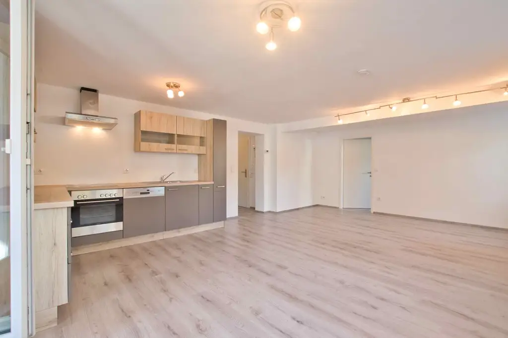 Charmante 2-Zimmer-Wohnung in Vöcklamarkt!