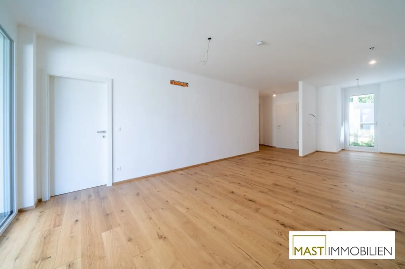 *Sommer 2025* Provisionsfreie 2-Zimmer Wohnung direkt am See!