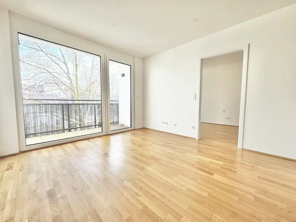 LOGGIATRAUM | OPTIMAL AUFGETEILTE, HELLE 2 ZIMMER | GARAGENPLATZ INKLUSIVE | TOPLAGE IN HOLLABRUNN