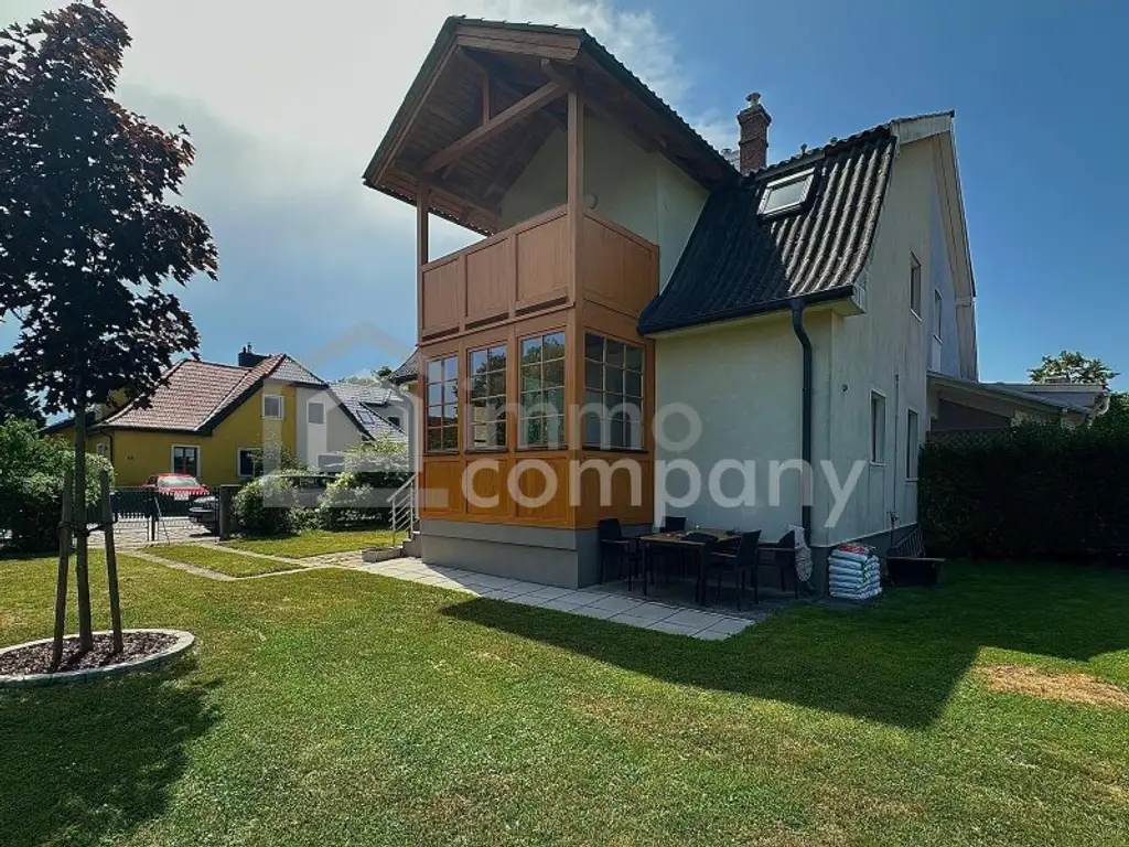 Schlüssel drehen & losleben – Stilvolles Ein-/Mehrfamilienhaus mit Garten, Vollmöbliert in Groß-Enzersdorf