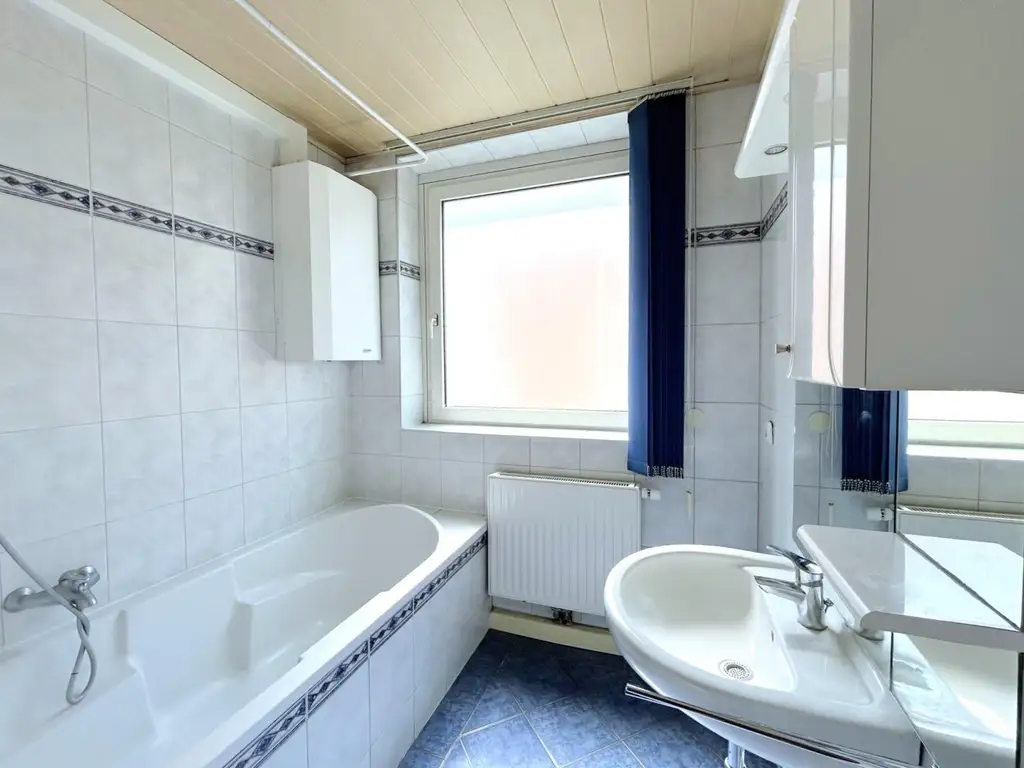 Linz/Stadt (Schubertstraße): Mietwohnung ca. 81,4 m² Wfl + BALKON (WG-geeignet)