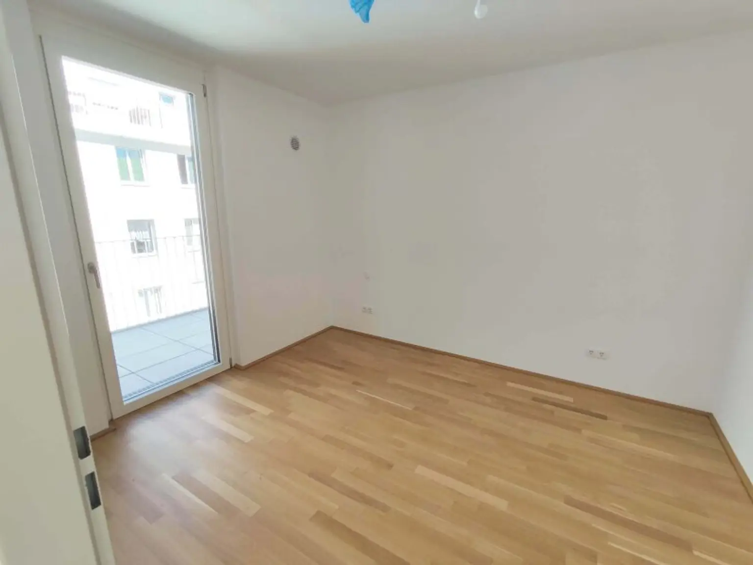 NEUBAU ERSTBEZUG! 2-Zimmer-Wohnung mit Balkon im 4. OG in 1210 Wien! Top 2/37