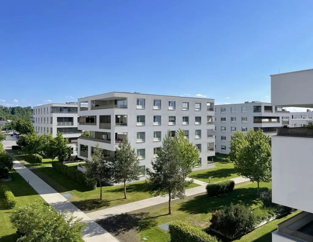Vermietete Stadtwohnung mit großzügiger Loggia, Klimaanlage & Tiefgaragenplatz in Wels-Lichtenegg