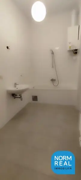 2 Zimmerwohnung Altbau