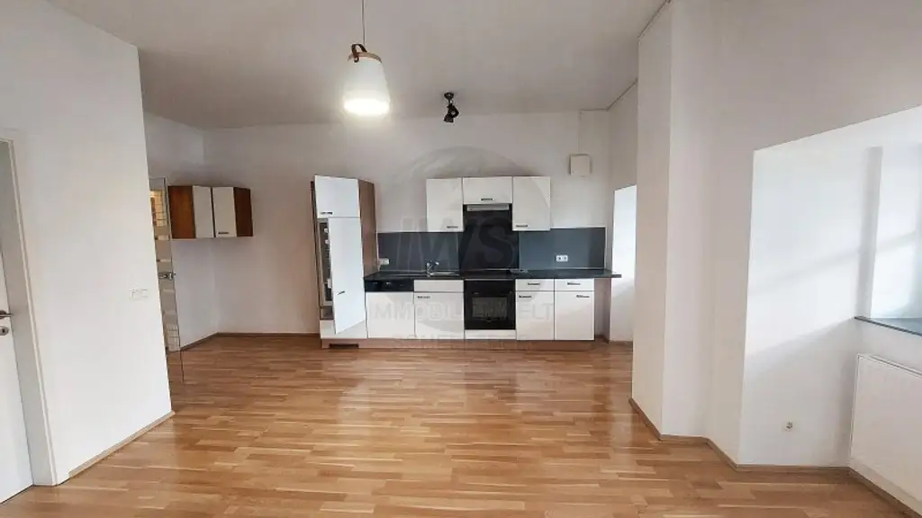 Moderne 2-Zimmer-Wohnung mit Terrasse und Fernwärme in Raab !