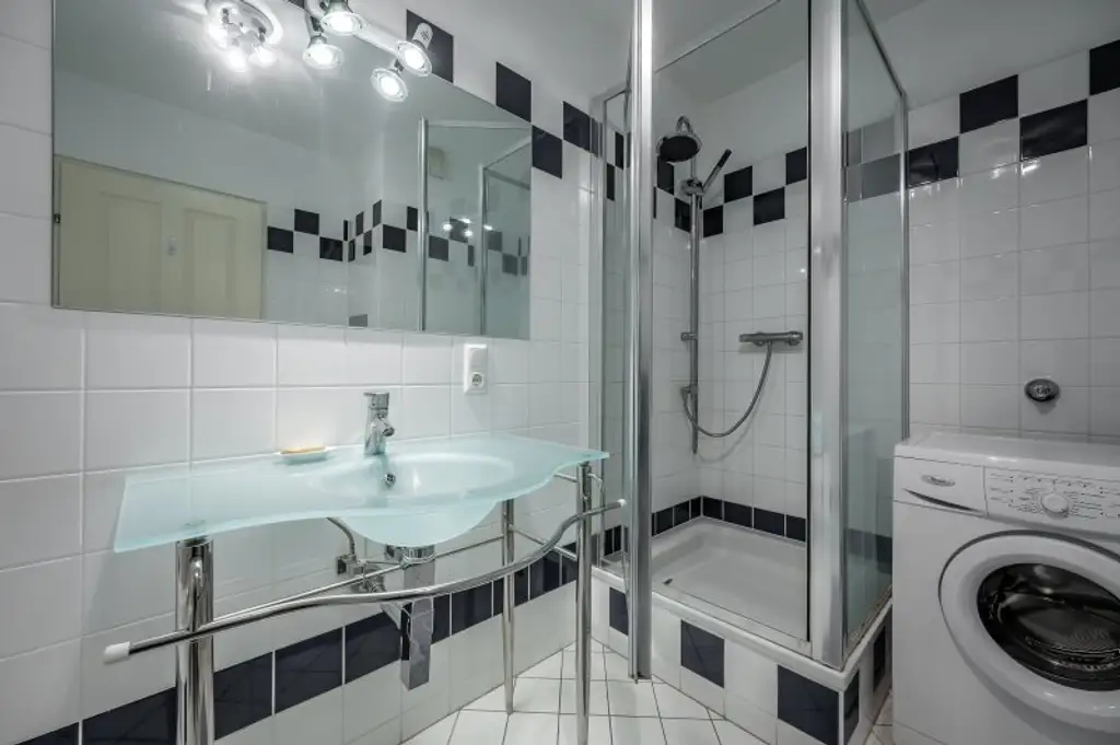 ***NEU*** Fantastische 3 Zimmer Neubau-Wohnung in TOP-Lage mit Garage!