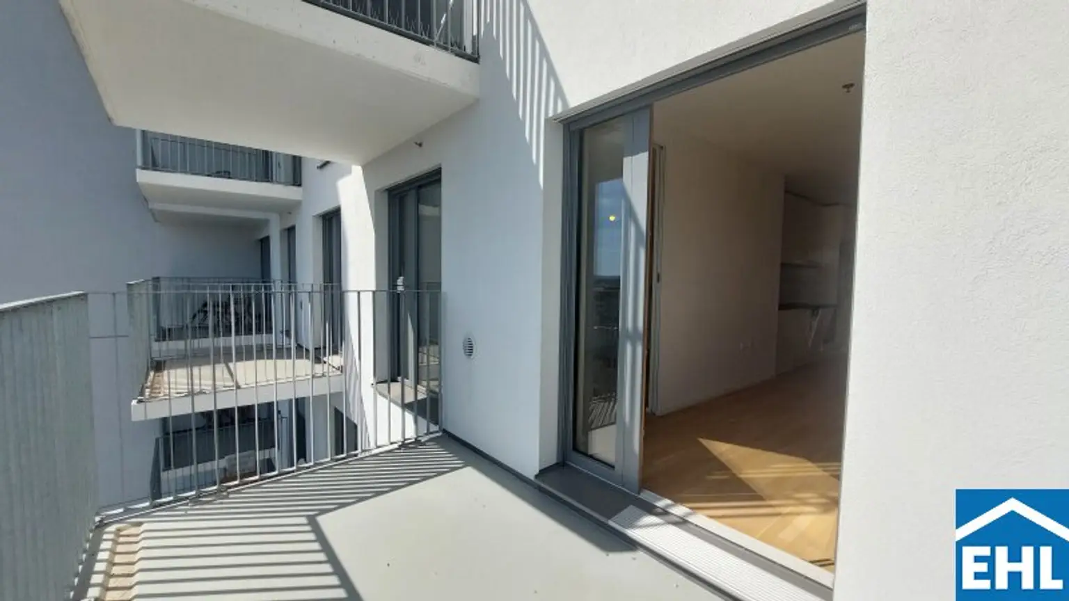 Sonnwendviertel: 2-Zimmer-Wohnung mit Balkon im 3. OG – Fitnessraum, Co-Working & Rooftop-Terrasse inklusive!