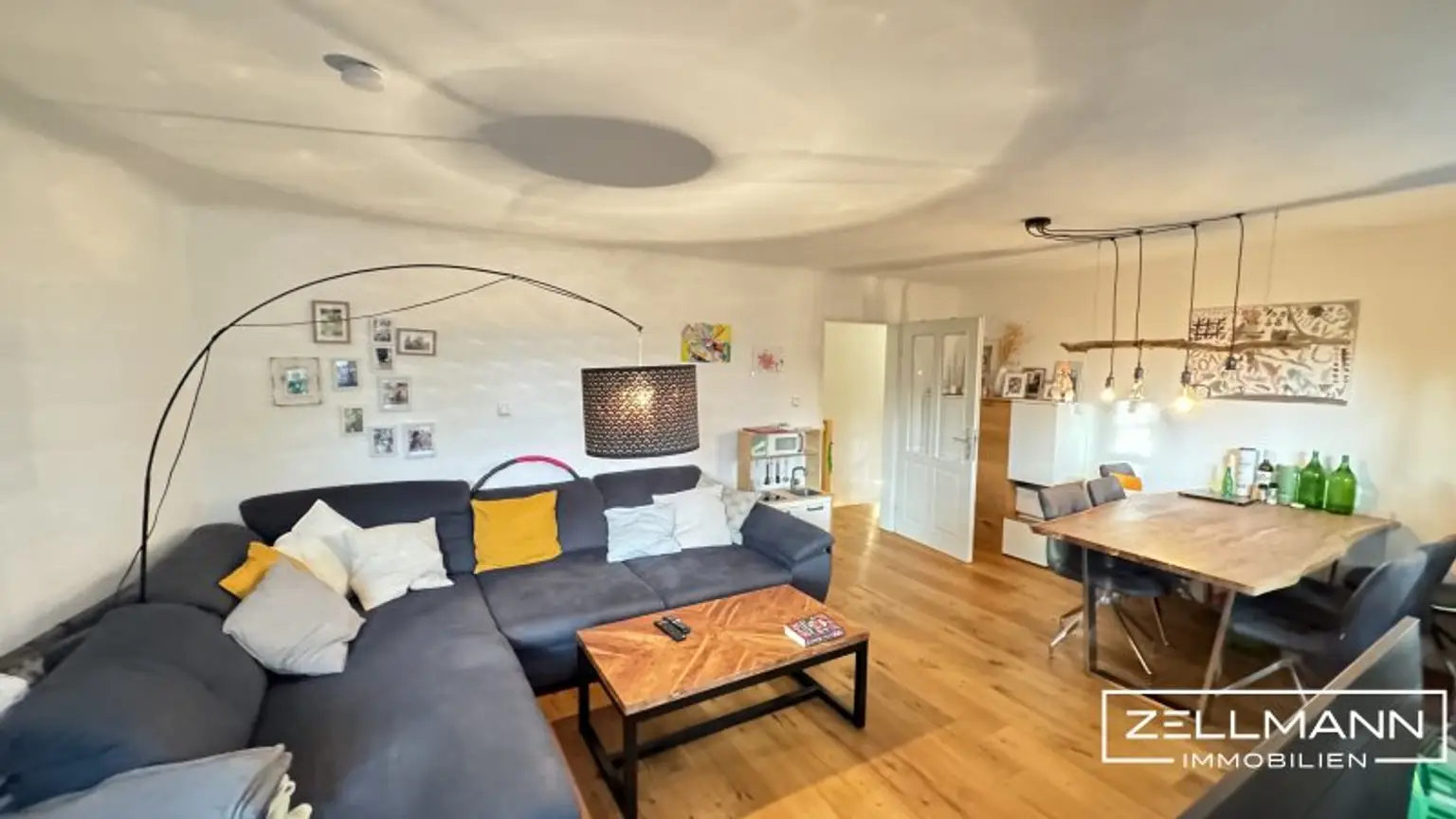 Wohnen am Puls von Mauer – Exklusive Maisonette mit Terrasse und Stil | ZELLMANN IMMOBILIEN